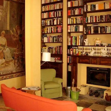 Charming Elegant Castle Flat With Large Garden Дом отдыха Rocca Grimalda